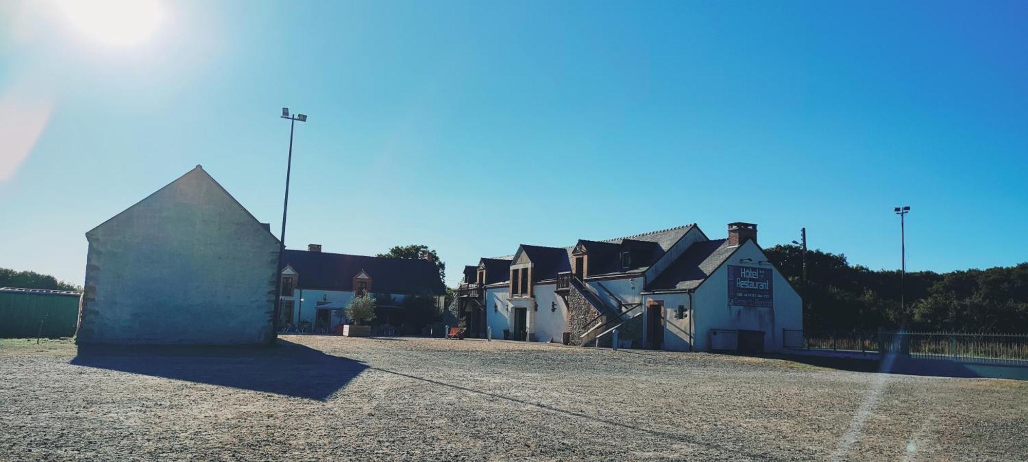 La Ferme Du Blanchot Hotel
