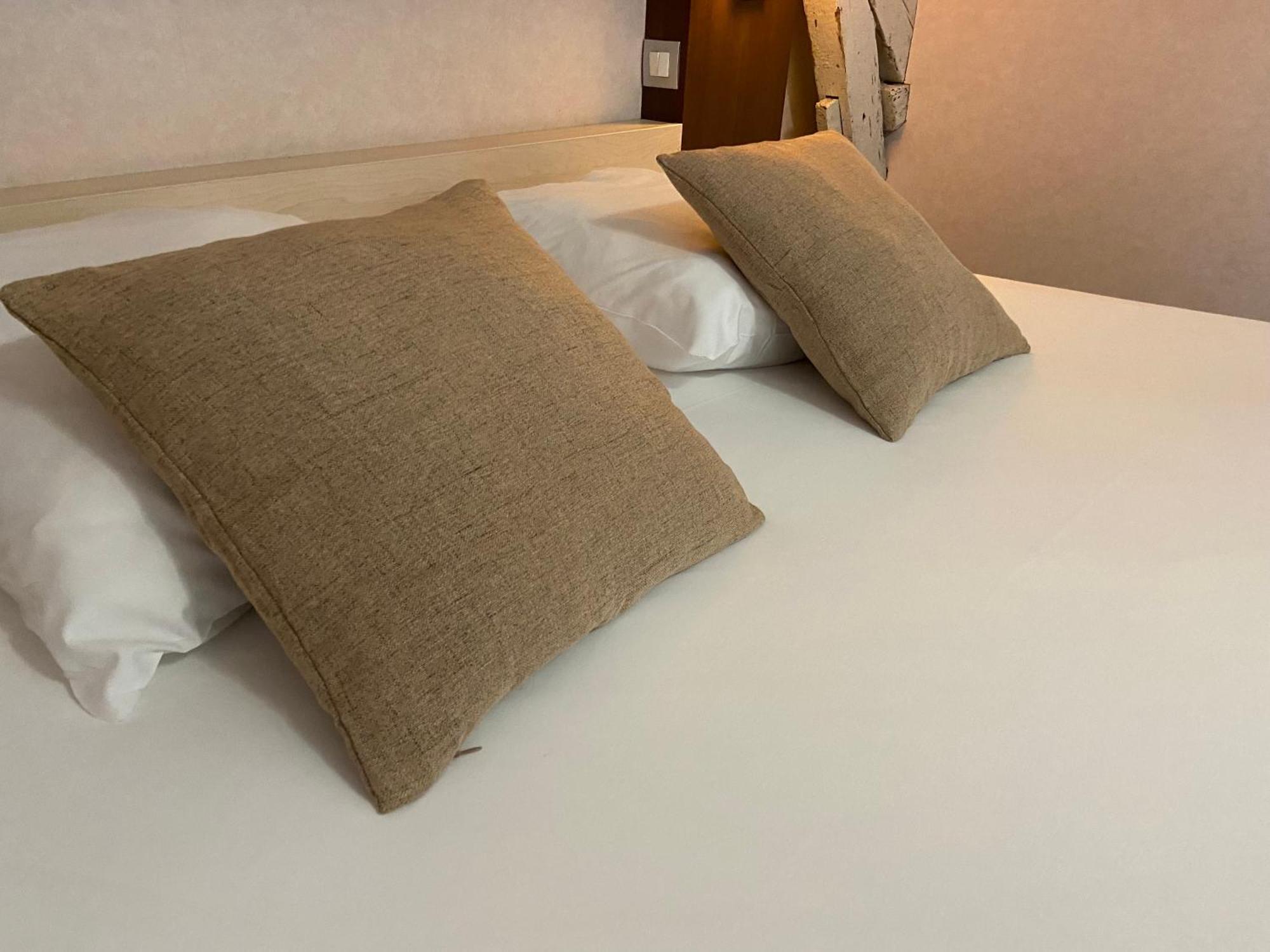 Hotel La Ferme Du Blanchot 2*